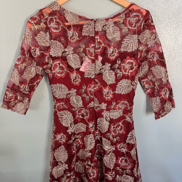 Maniju Elegant Red Floral Lace Dress - Picture 7 of 7